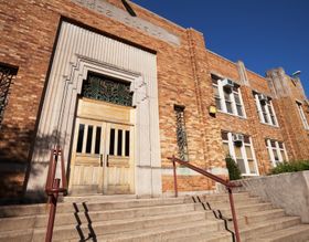 Chicago Schools Open on Time, Impending Strike Still Threatens